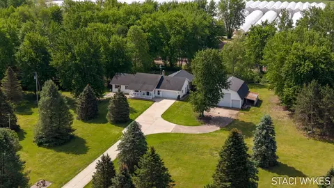 2550 Ranchland, Byron Center, MI 49315
