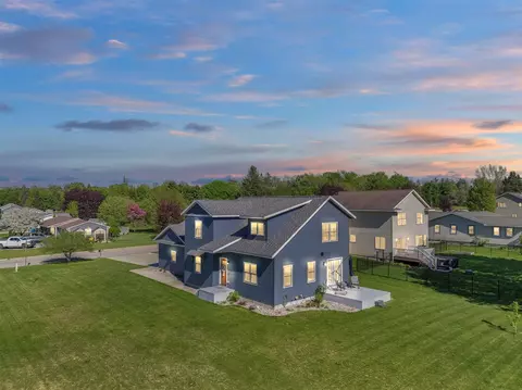 100 Vine, Cadillac, MI 49601