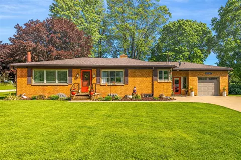 4614 Elm, New Era, MI 49446