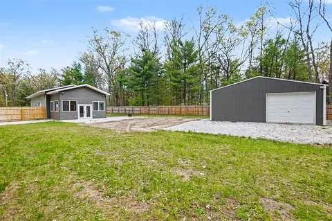 1581 Lone Pne, Baldwin, MI 49304