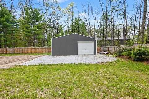 Exterior - 1581 Lone Pne, Baldwin, MI 49304 photo 17 of 26
