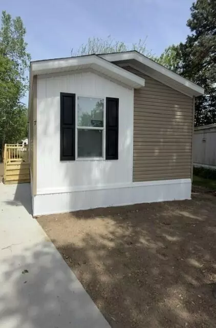 4747 W W Riv #LOT 7, Comstock Park, MI 49321