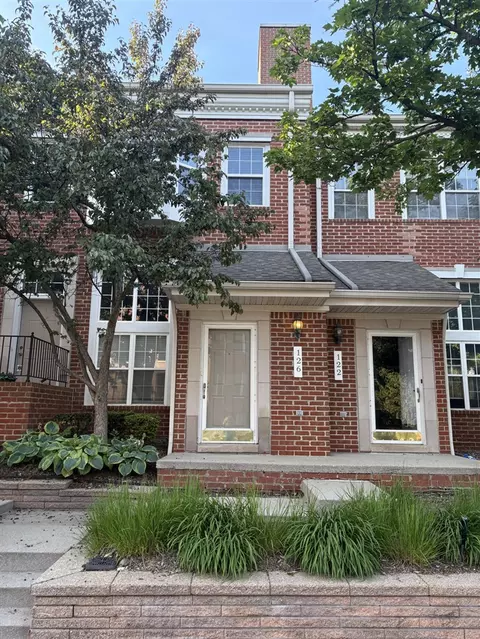 126 Allenhurst, Royal Oak, MI 48067