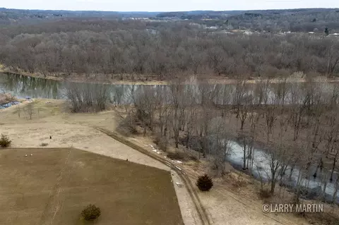 222 S Division, Lowell, MI 49331 photo 12