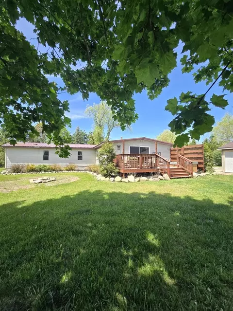 Exterior - 12495 5 Mile, Evart, MI 49631 photo 16 of 32
