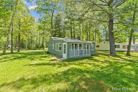 1261 W Channel, Bitely, MI 49309