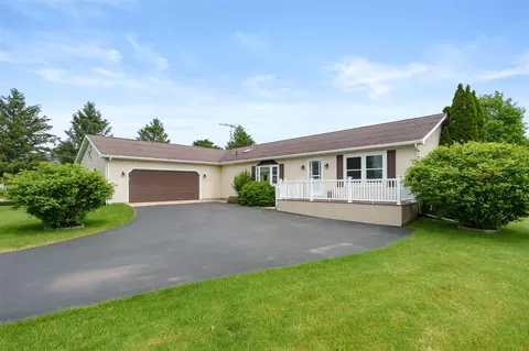 52495 Pulver, Three Rivers, MI 49093