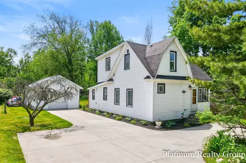 736 4 Mile, Grand Rapids, MI 49525