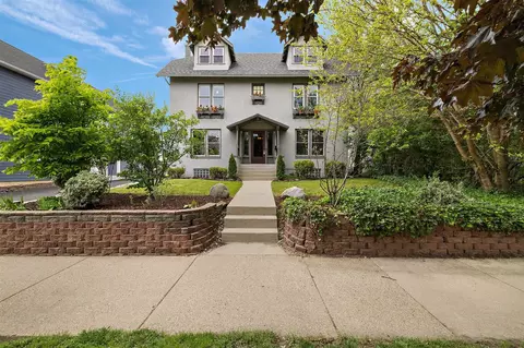 637 Fairview, Grand Rapids, MI 49503