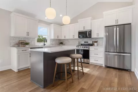 Kitchen - 11760 Everett, Allendale, MI 49401 photo 1 of 7