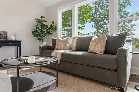 Living - 11760 Everett, Allendale, MI 49401 photo 4 of 4