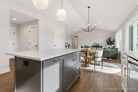 Kitchen - 11760 Everett, Allendale, MI 49401 photo 2 of 7