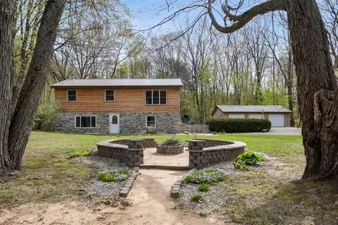 3378 W Klees, Stanton, MI 48888