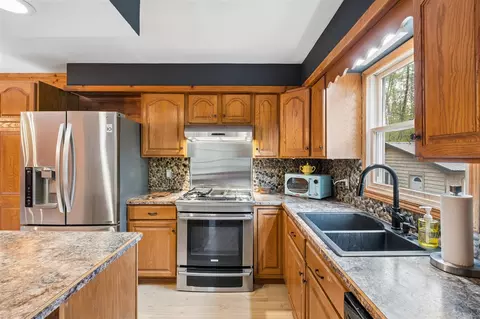 Kitchen - 3378 W Klees, Stanton, MI 48888 photo 2 of 2