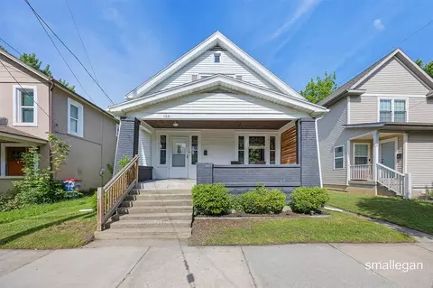 1321 Davis, Grand Rapids, MI 49504