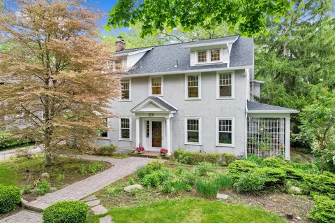 1011 Lincoln, Ann Arbor, MI 48104
