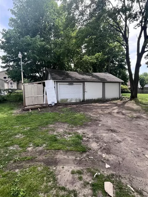 2642 Bow, Jackson, MI 49203 photo 3