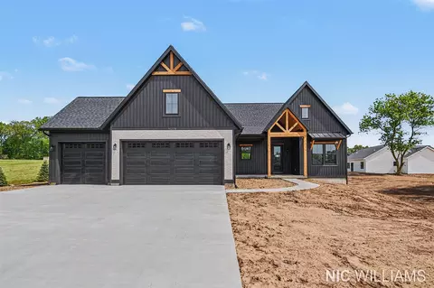 11279 Bancroft, Alto, MI 49302