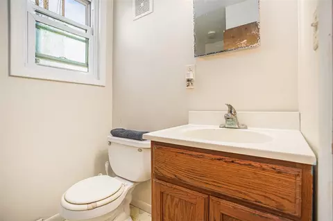 Bath - 111 River, Three Rivers, MI 49093 photo 1 of 2