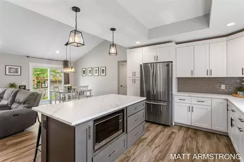 Kitchen - 4072 Ronalds, Dorr, MI 49323 photo 4 of 6