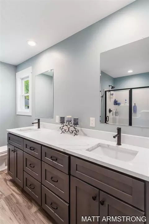 Bath - 4072 Ronalds, Dorr, MI 49323 photo 1 of 3