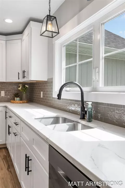 Kitchen - 4072 Ronalds, Dorr, MI 49323 photo 6 of 6