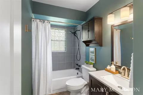 Bath - 4146 Sandy, Dorr, MI 49323 photo 1 of 1