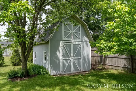 Exterior - 4146 Sandy, Dorr, MI 49323 photo 5 of 7