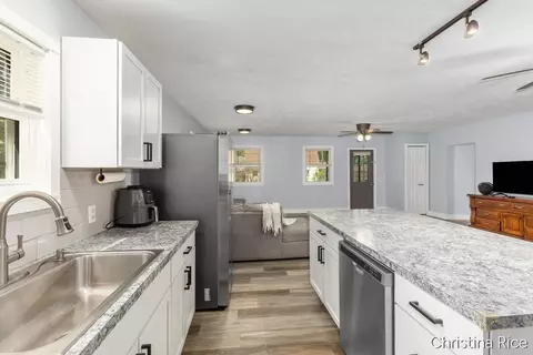 Kitchen - 320 E Main, Saranac, MI 48881 photo 3 of 3