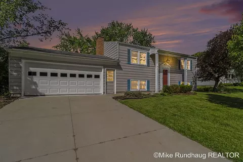 723 Marbury, Ada, MI 49301
