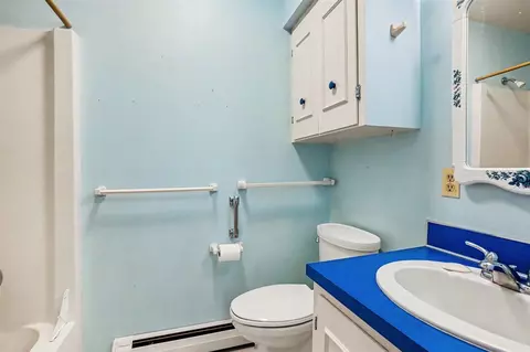 Bath - 1060 N Meadowbrook, White Cloud, MI 49349 photo 3 of 3