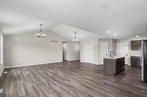 124 Jeremy, Constantine, MI 49042 photo 11