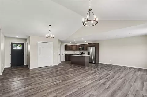 124 Jeremy, Constantine, MI 49042 photo 6