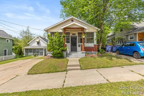 443 Cedar, Grand Rapids, MI 49503