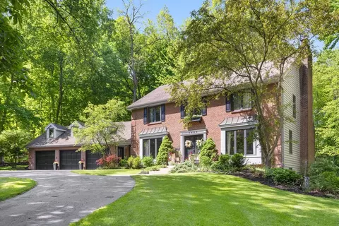 1585 Tammarron, Grand Rapids, MI 49546