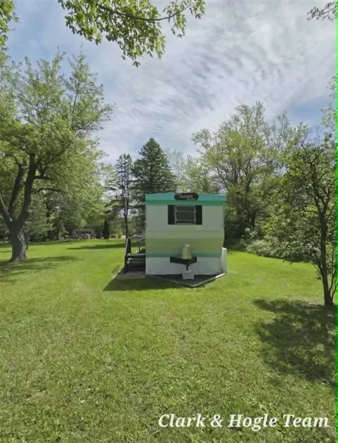 Exterior - 8386 Willow, Lyons, MI 48851 photo 2 of 4