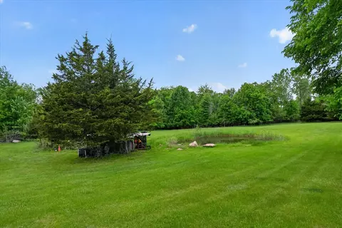 Exterior - 5569 S Corey, Perry, MI 48872 photo 9 of 14