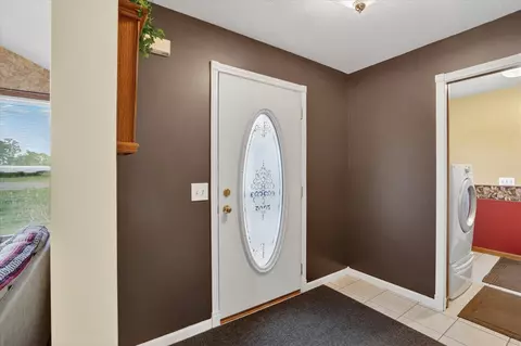 Entry Way - 5569 S Corey, Perry, MI 48872 photo 1 of 2