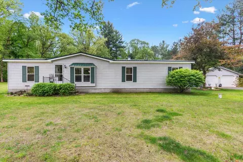 Exterior - 5614 E 68th, Croton, MI 49337 photo 4 of 10