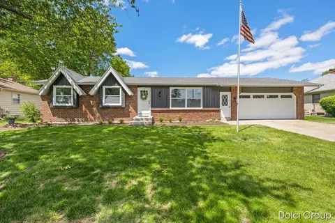 4161 Kings Row, Grand Rapids, MI 49534