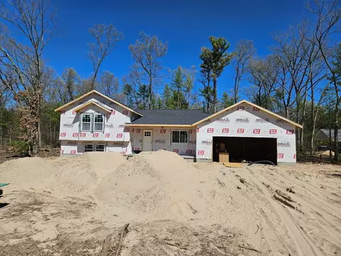 6784 Staple, Twin Lake, MI 49457