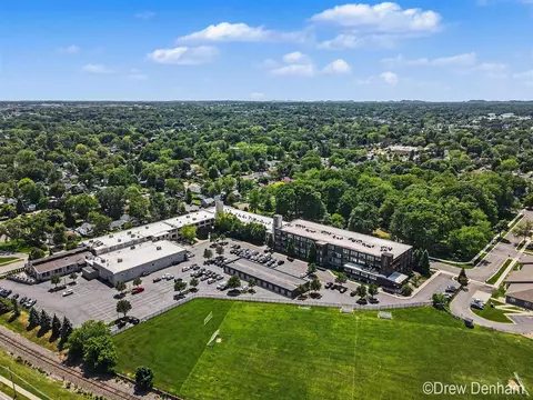 533 Columbia #007, Holland, MI 49423