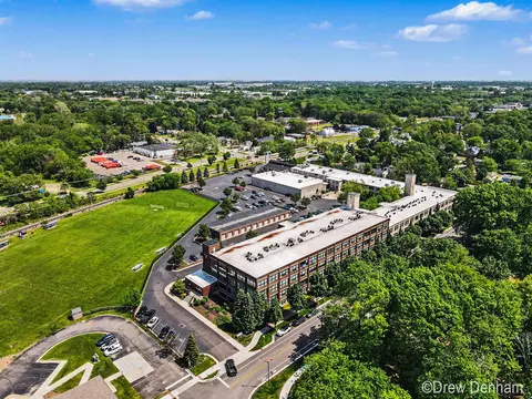 533 Columbia #007, Holland, MI 49423