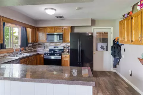 Kitchen - 5641 E Orch, Delton, MI 49046 photo 2 of 2