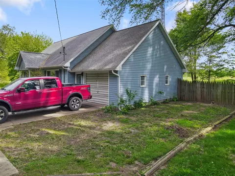 Exterior - 5641 E Orch, Delton, MI 49046 photo 3 of 5