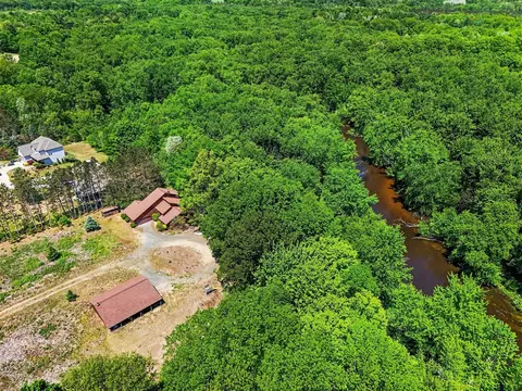 780 E Conrad, Scottville, MI 49454