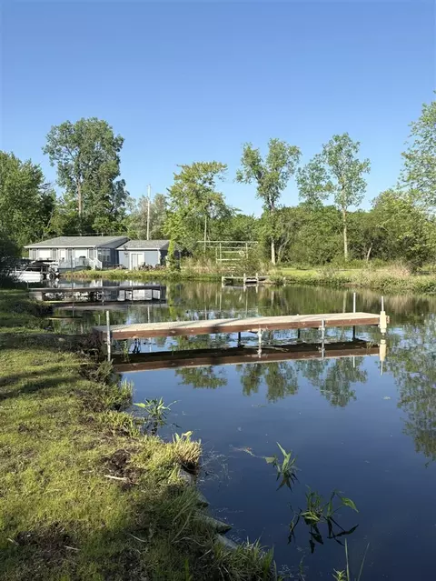 Willow, Brooklyn, MI 49230 photo 11