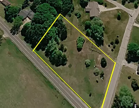 16053 Mckinley, Big Rapids, MI 49307