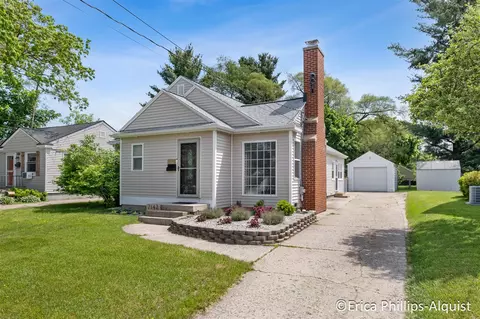 2142 Emerald, Grand Rapids, MI 49505