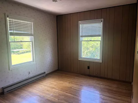 Bedroom - 13399 Riverside, Constantine, MI 49042 photo 3 of 3